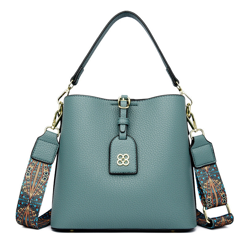 Pandas jewelry Spring and summer versatile large-capacity handbags commuting shoulder crossbody women's bag
